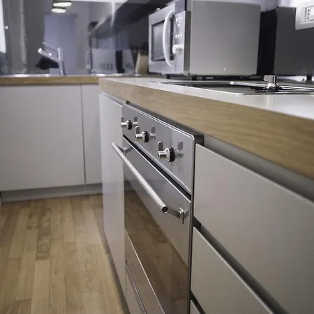 Italianway-san Barnaba Apartman *